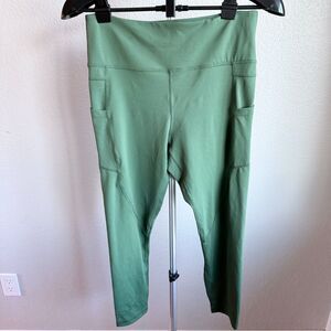 Zyia Active Light N Tight Capri Fern Green Activewear Athletic Leggings Sz 12